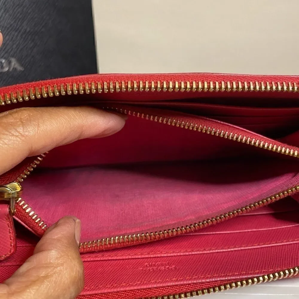 Authentic Prada Saffiano Zippy Wallet